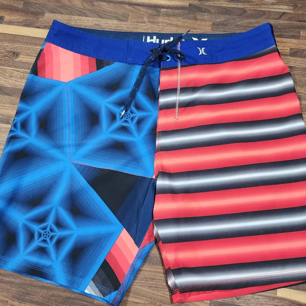 Hurley boardshorts size 36